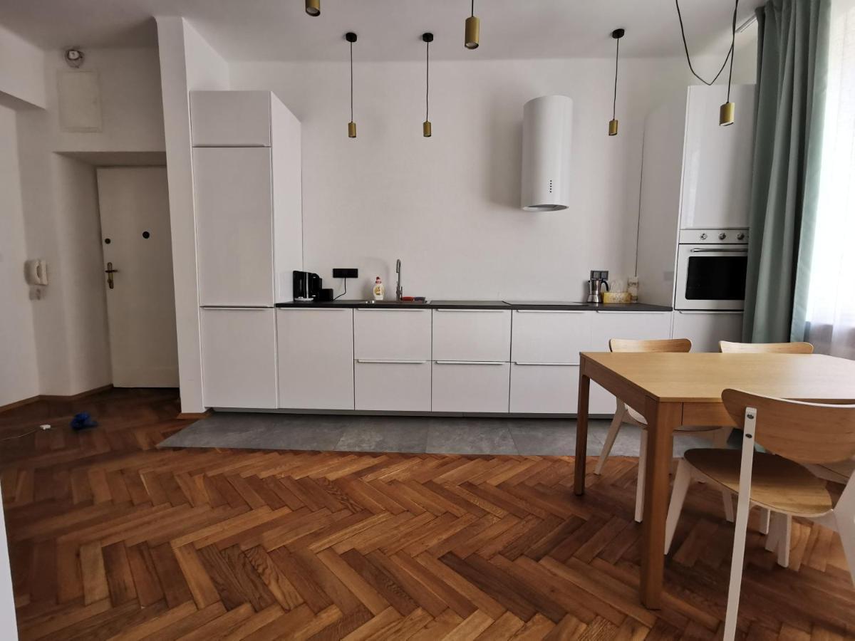 Apartament Z Klimatyzacja Krasków Exterior foto