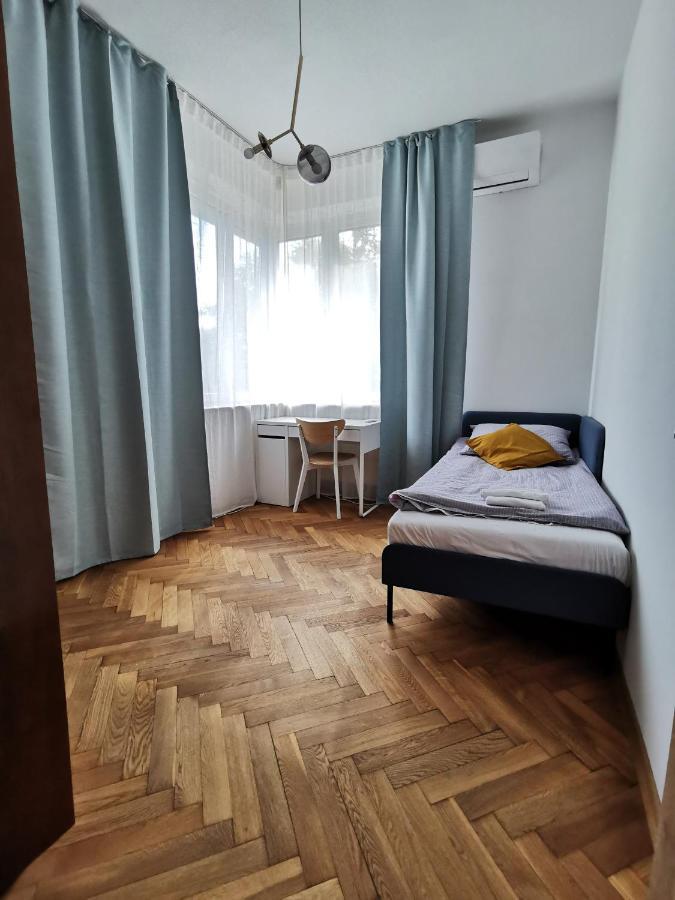 Apartament Z Klimatyzacja Krasków Exterior foto
