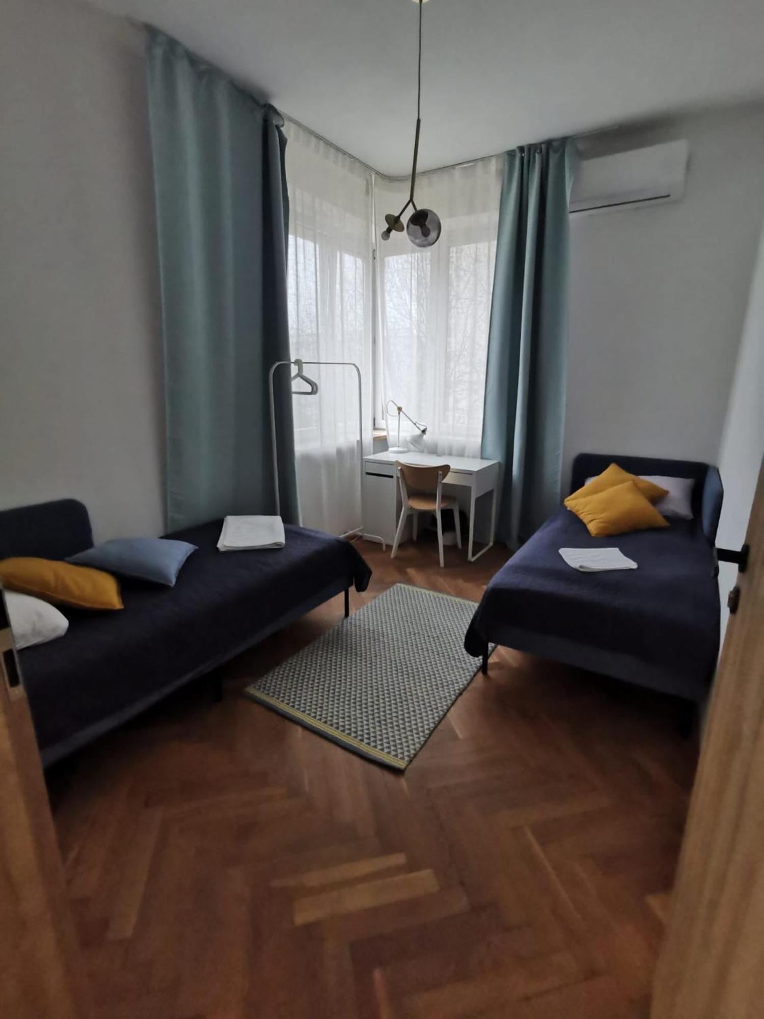 Apartament Z Klimatyzacja Krasków Exterior foto